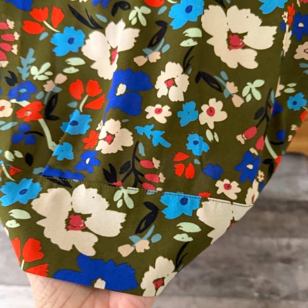 CAbi Wildflower Top - Picture 2 of 3